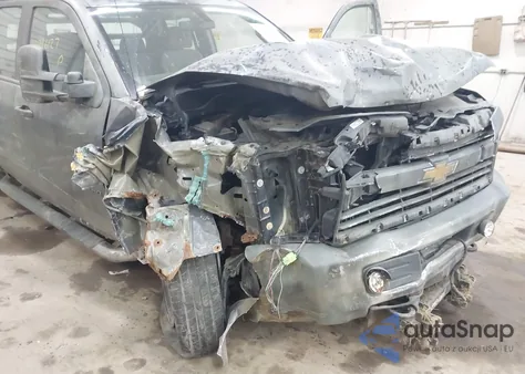 2016 Chevrolet Silverado 3500Hd Wt z USA, uszkodzony, nr VIN 1GC2KYEG6GZ294470